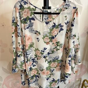 Rose Olive 1X Ivory Floral Boho Flutter Butterfly Sleeves Womens
